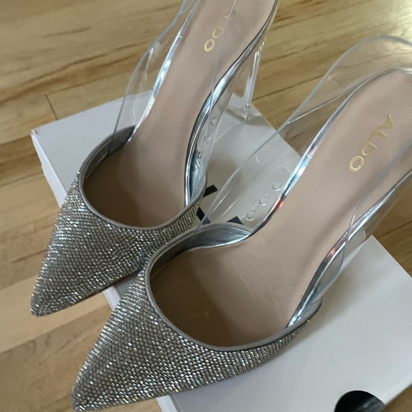 Aldo x Cinderella heels, size 9 these are a 4 inch heel beautiful shoe - Picture 16 of 16